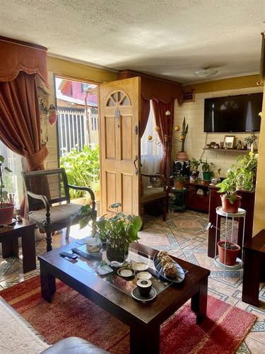 Imagen de Venta Casa en Maipú - CASA EN VENTA - 3 DORMITORIOS - 2 BAÑOS - ESTACIONAMIENTO - 82 m² - 3D - 2B (Cod. 1422)