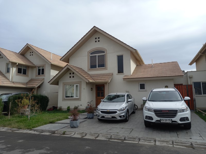 Imagen de Venta Casa en Buin - BARRIO ALTO SACRAMENTO - 122 m² - 4D - 3B (Cod. 15016)