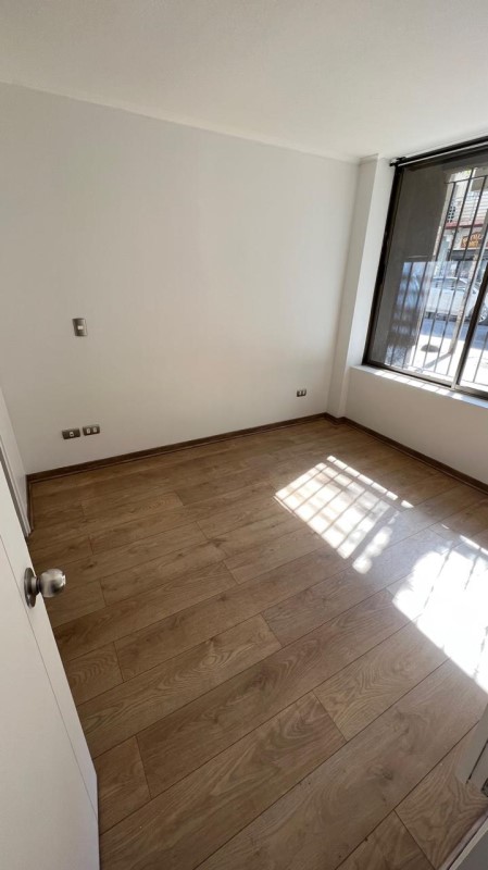 Imagen de Arriendo Departamento en Estación Central - METRO ECUADOR - 40 m² - 1D (Cod. 15163)