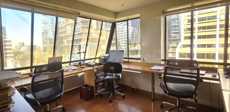 Imagen de Venta Oficina en Las Condes - EL BOSQUE - APOQUINDO - 94 m² - 5D - 2B (Cod. 17841)
