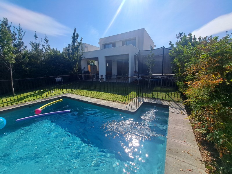 Imagen de Arriendo Casa en Colina - A PASOS COLEGIO SAN ANSELMO - 140 m² - 3D - 3B (Cod. 18111)