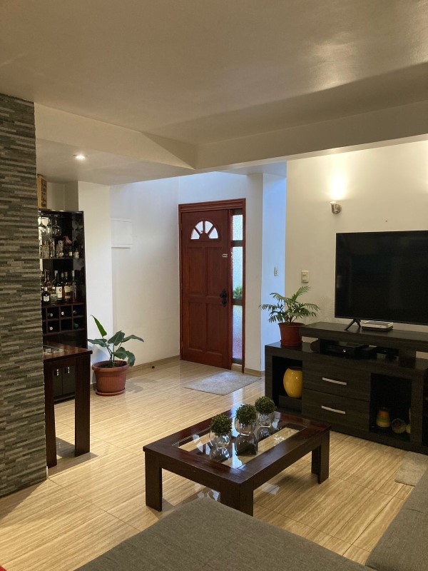Imagen de Venta Casa en Conchalí - TENIENTE PONCE CON AV. INDEPENDENCIA - 73 m² - 3D - 3B (Cod. 18218)