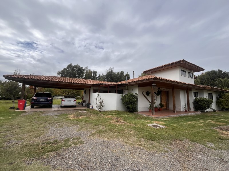 Imagen de Venta Parcela en Talagante - ENTRE AUTOPISTA EL SOL Y CALLE EL BOSQUE - 230 m² - 5D - 4B (Cod. 22710)