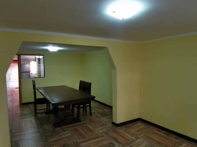 Imagen de Venta Casa en Lo Espejo - ESTACION LO ESPEJO METRO TREN - 100 m² - 4D - 1B (Cod. 23662)
