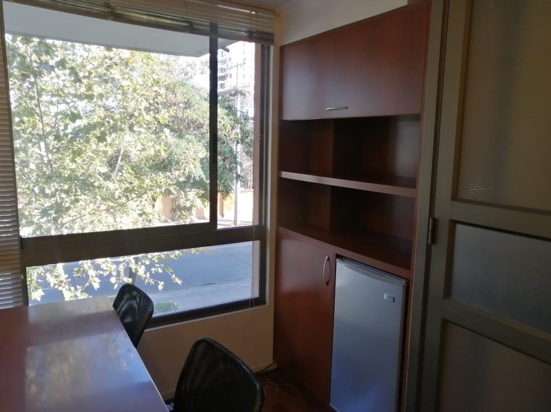 Imagen de Arriendo Oficina en Providencia - PEDRO DE VALDIVIA /ANTONIOVARAS - 22 m² - 1D - 1B (Cod. 24156)