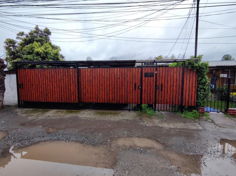 Imagen de Venta Casa en Isla De Maipo - COLONIAL - 248 m² - 3D - 1B (Cod. 24805)