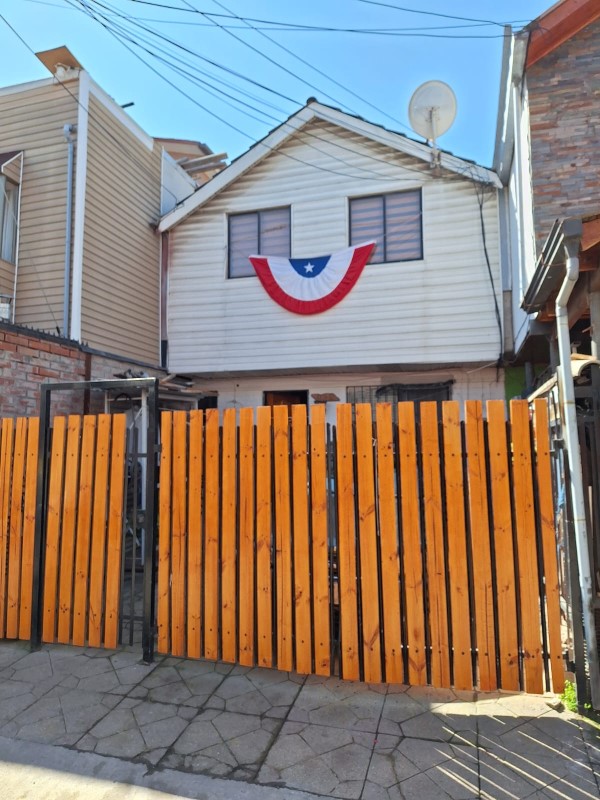 Imagen de Venta Casa en Maipú - SAN JUAN DE MAIPU - 52 m² - 3D - 2B (Cod. 26264)