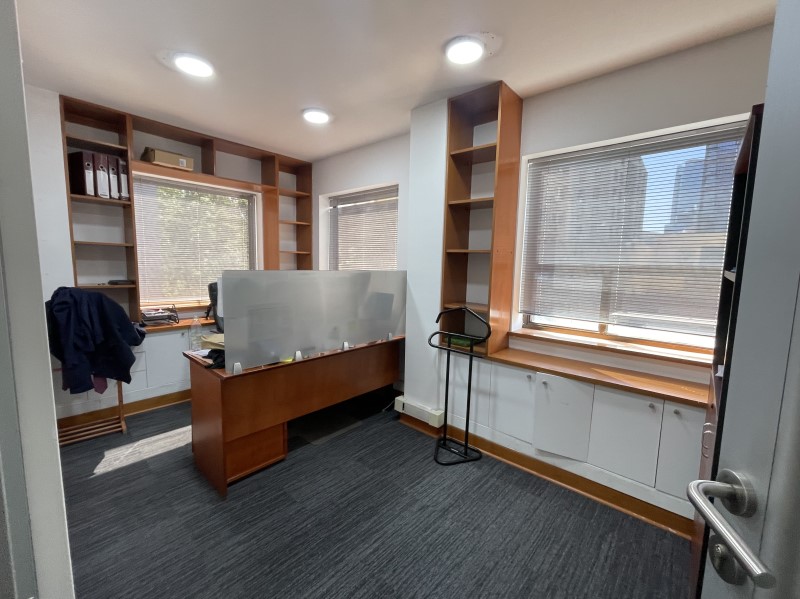 Imagen de Arriendo Oficina en Providencia - OFICINA METRO TOBALABA 86 M2 - 86 m² - 4D - 3B (Cod. 29290)
