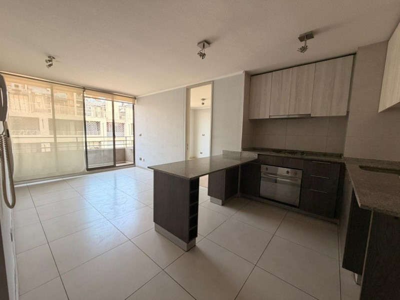 Imagen de Arriendo Departamento en Santiago - AL LADO DE HOSPITAL UNIVERSIDAD CATÓLICA - 52 m² - 2D - 2B (Cod. 30782)