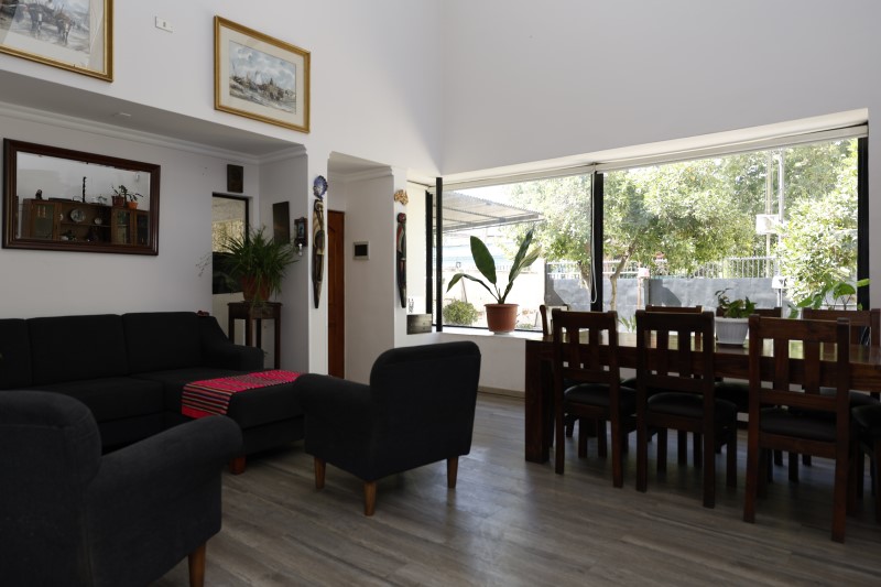 Imagen de Venta Casa en San Miguel - METRO CIUDAD DEL NIÑO - 233 m² - 4D - 4B (Cod. 31234)