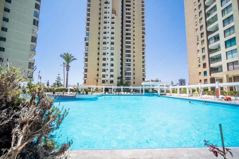 Imagen de Venta Departamento en Iquique - FRENTE A PLAYA CAVANCHA - 112 m² - 4D - 2B (Cod. 31694)
