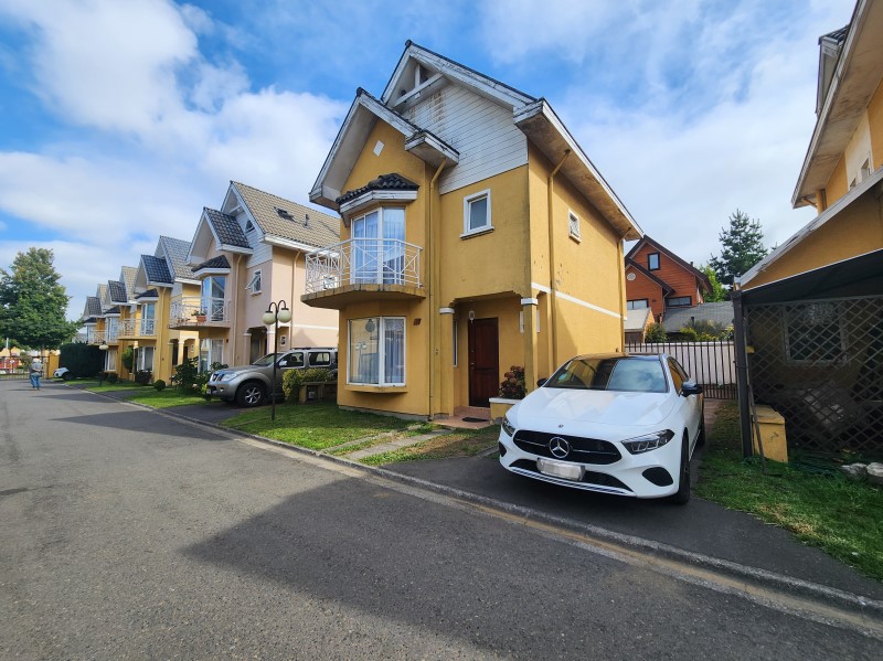 Imagen de Venta Casa en Concepción - SANTA TERESA DE LOS ANDES 193  LOMAS SAN SEBASTIÁN - 110 m² - 4D - 3B (Cod. 32855)