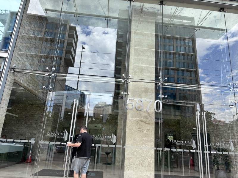 Imagen de Arriendo Oficina en Las Condes - APUMANQUE - 37 m² - 1B (Cod. 33570)