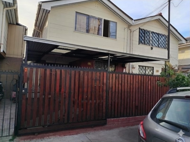 Imagen de Venta Casa en Padre Hurtado - HERMOSA CASA EN VENTA, EXCELENTE UBICACIÓN! - 70 m² - 3D - 1B (Cod. 35279)