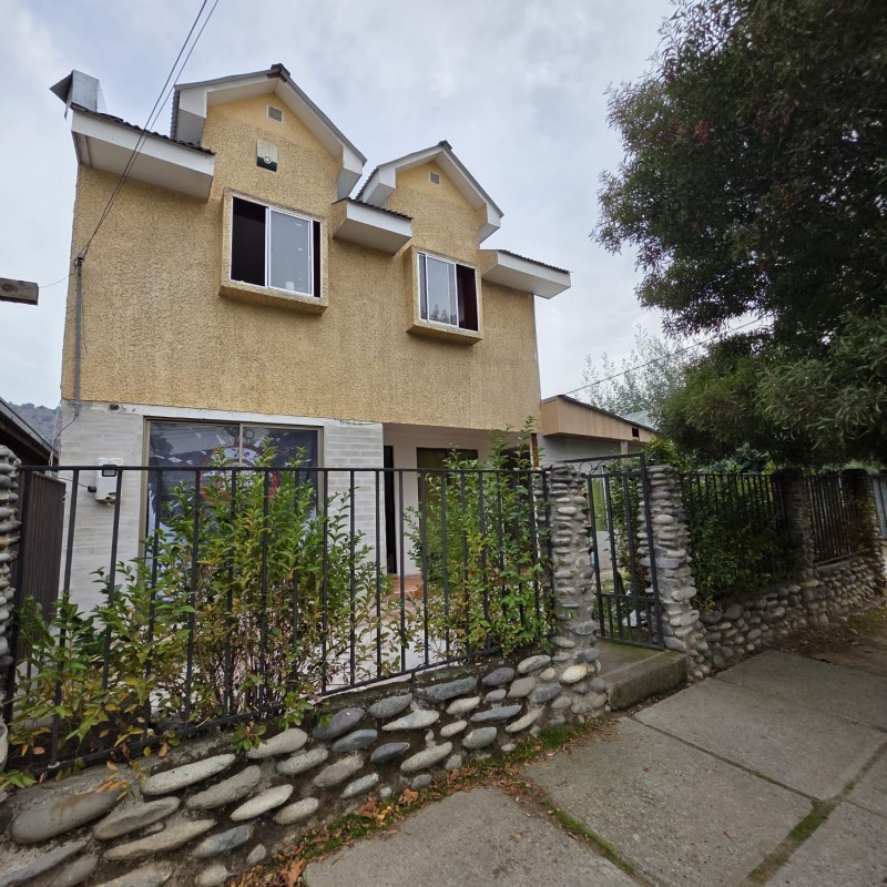 Imagen de Venta Casa en Maule - SE VENDE HERMOSA PROPIEDAD EN MAULE - 100 m² - 4D - 1B (Cod. 36147)