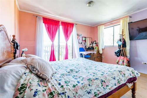 Imagen de Venta Casa en Maipú - CASA EN VENTA DE 6 DORMITORIOS ALTO JAHUEL - 140 m² - 6D - 4B (Cod. 370)