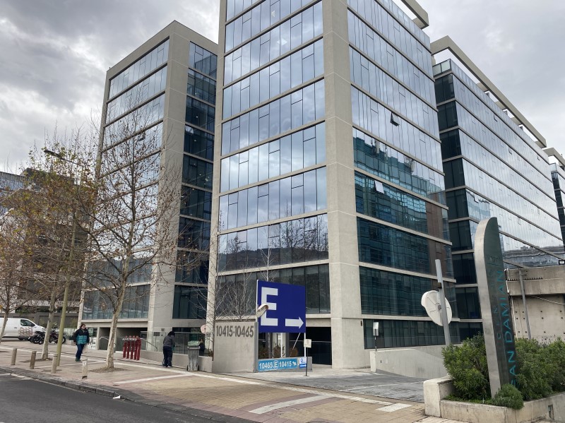 Imagen de Arriendo Oficina en Las Condes - ARRIENDA OFICINA 1 PRIVADO+RECEPCION+1ESTAC ESTORIL - 22 m² - 1D - 1B (Cod. 38065)