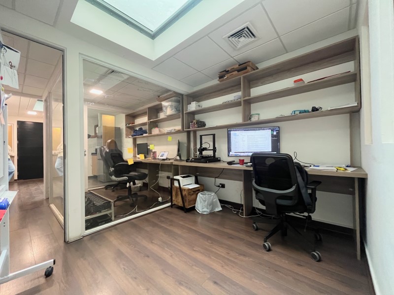 Imagen de Arriendo Oficina en Las Condes - TABANCURA | ESTORIL | COSTANERA NORTE| LAS CONDES - 27 m² - 2D - 1B (Cod. 38073)