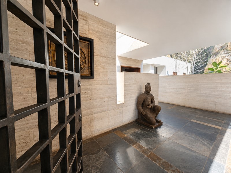 Imagen de Venta Departamento en Lo Barnechea - SANTA BLANCA, CAMINO TURÍSTICO - 504 m² - 7D - 8B (Cod. 38299)