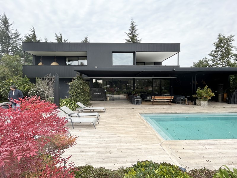 Imagen de Venta Casa en Colina - CONDOMINIO LAS BRISAS DE CHICUREO - 360 m² - 5D - 4B (Cod. 38457)