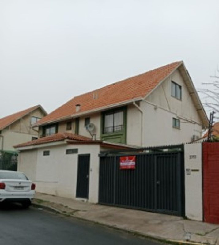 Imagen de Venta Casa en La Florida - ROJAS MAGALLANES II - 115 m² - 4D - 3B (Cod. 38576)