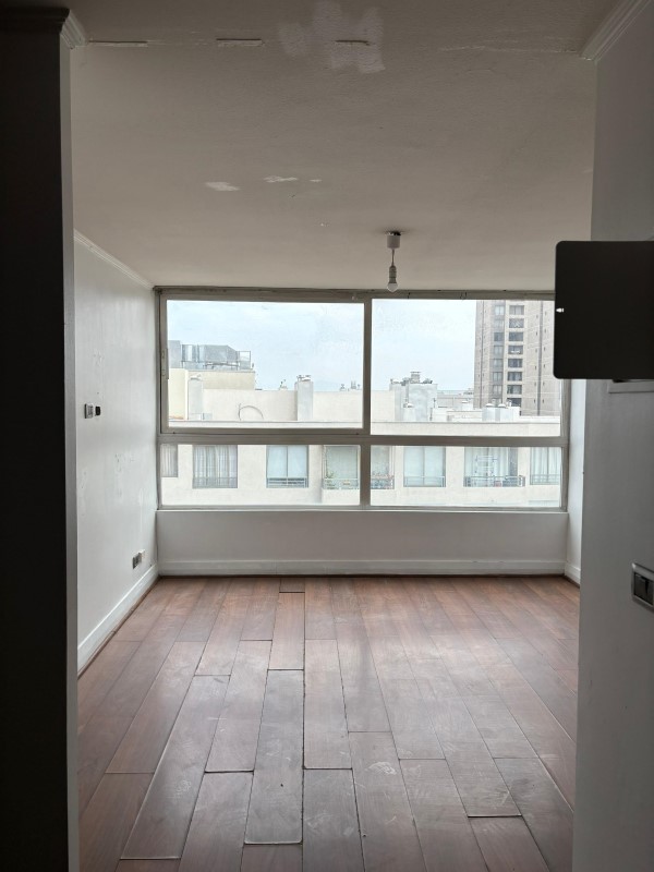 Imagen de Arriendo Departamento en Santiago - METRO TOESCA - 28 m² - 1D - 1B (Cod. 38794)