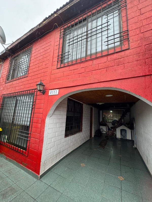 Imagen de Venta Casa en Pudahuel - JAIME GUZMAN ERRÁZURIZ 8551 - 85 m² - 5D - 2B (Cod. 38914)