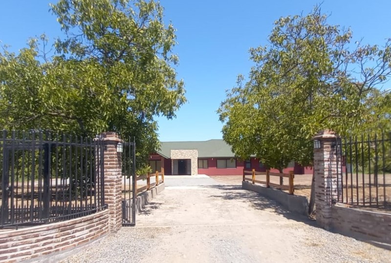 Imagen de Venta Casa en Paine - CONDOMINIO LOS NOGALES DE PAINE - 52479 m² - 6D - 6B (Cod. 39177)