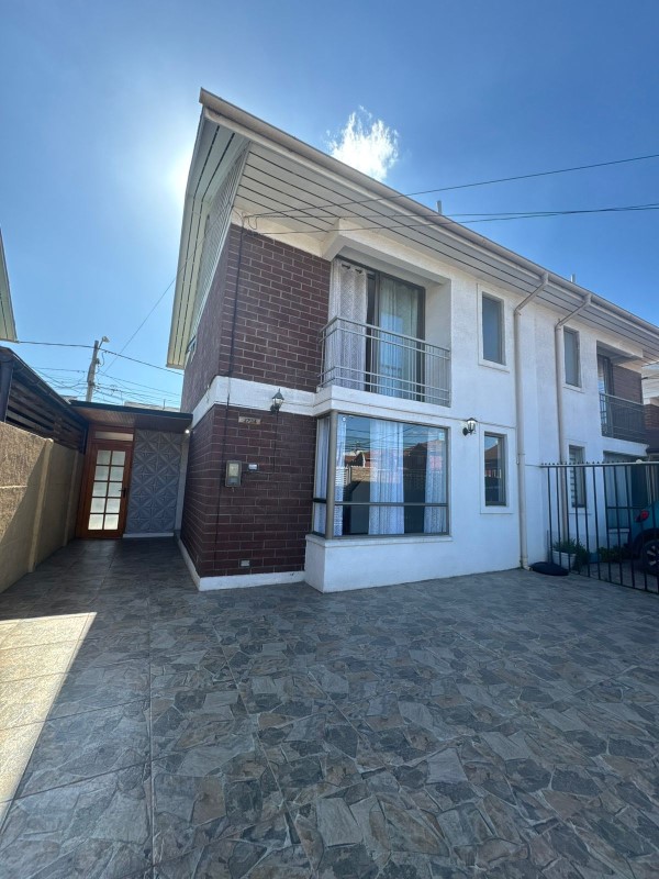 Imagen de Venta Casa en Maipú - CAPELLÁN FLORENCIO INFANTE 2755, CASA E - 86 m² - 3D - 3B (Cod. 39238)
