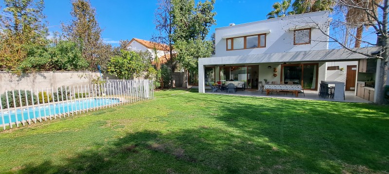 Imagen de Venta Casa en Colina - BAJÓ DE PRECIO! OPORTUNIDAD! PIEDRA ROJA! - 190 m² - 5D - 4B (Cod. 39479)