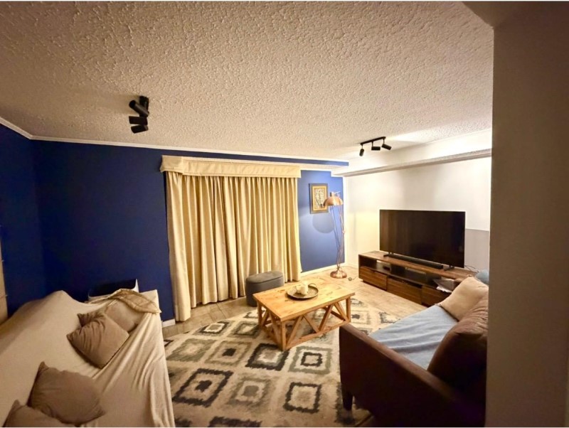 Imagen de Arriendo Casa en Maipú - CASA REMODELADA 4D + ESTAR | CONDOMINIO CIUDAD SATÉLITE - 140 m² - 4D - 4B (Cod. 39504)