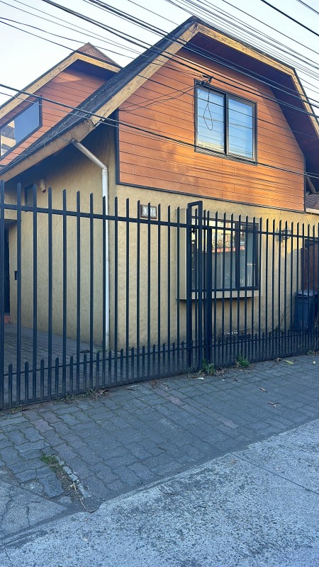 Imagen de Venta Casa en Concepción - CASA EN HUERTOS FAMILIARES 5780 UF - 140 m² - 4D - 3B (Cod. 39571)