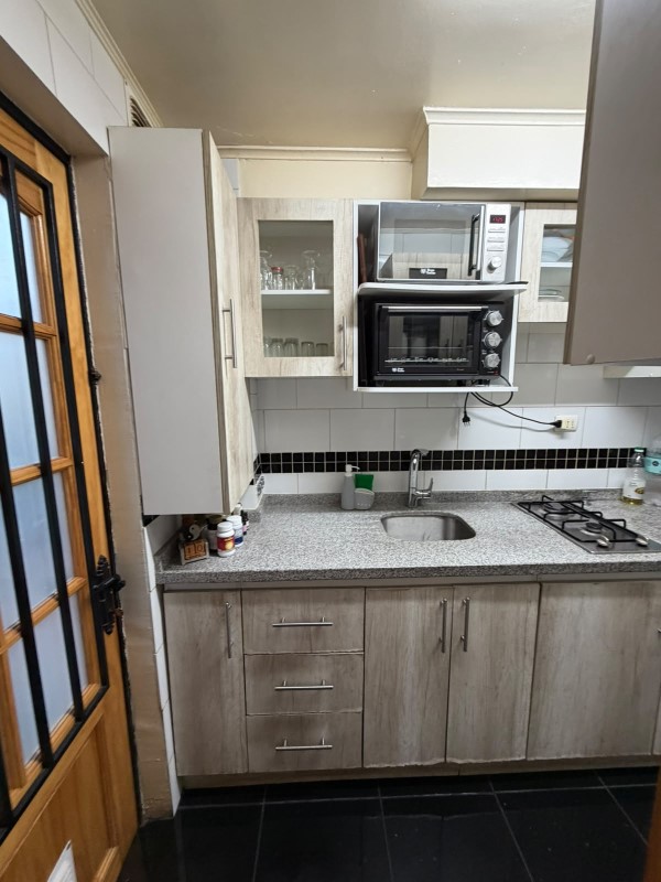 Imagen de Arriendo Casa en San Pedro de la Paz - CERCANO A ESTACIÓN DE BIOTREN CARDENAL RAÚL SILVA HENRÍQUEZ - 80 m² - 2D - 1B (Cod. 39650)