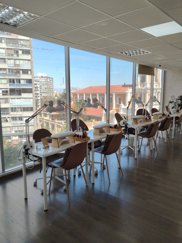 Imagen de Venta Oficina en Providencia - METRO PEDRO DE VALDIVIA - 69 m² - 2B (Cod. 39659)