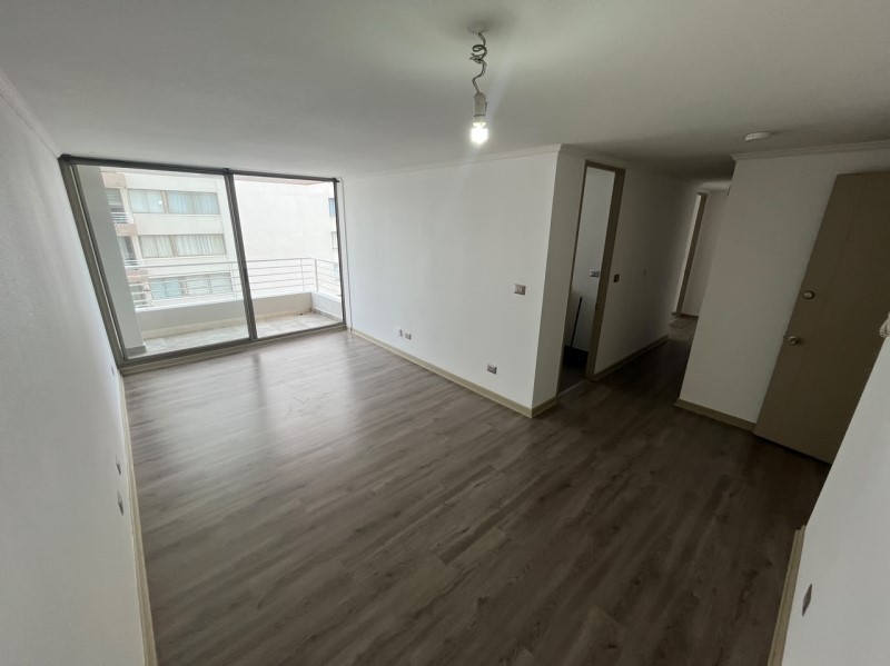 Imagen de Venta Departamento en Valparaíso - REMODELADO, EXCELENTE INVERSIÓN, 5 MINUTOS DEL CENTRO - 68 m² - 3D - 2B (Cod. 39710)