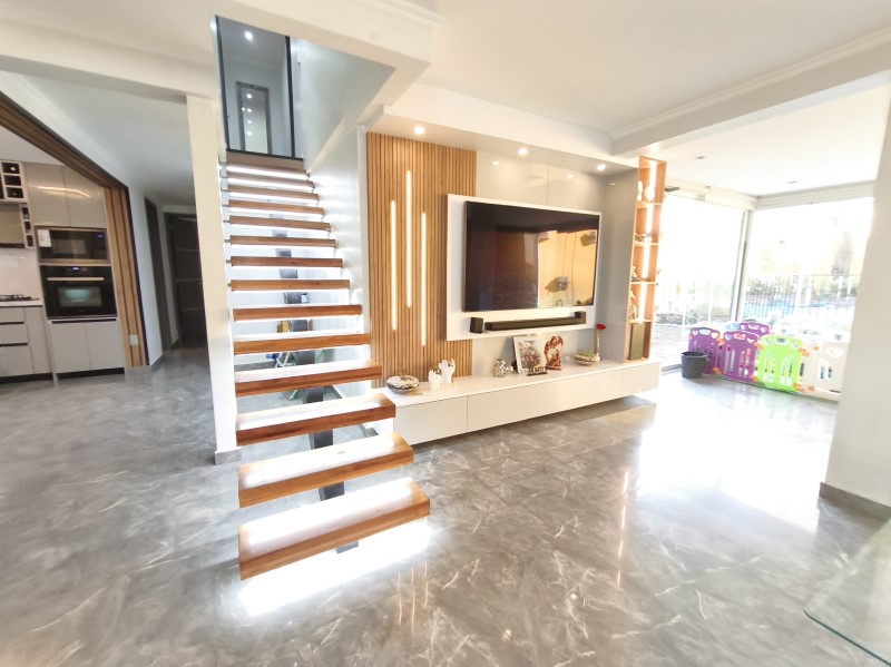 Imagen de Venta Casa en La Florida - ANDALIEN - 200 m² - 4D - 4B (Cod. 39724)