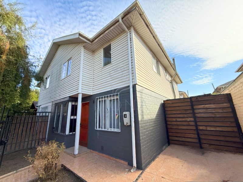 Imagen de Arriendo Casa en Maipú - PARQUE RESIDENCIAL SANTA MARÍA DE MAIPÚ - 109 m² - 4D - 3B (Cod. 39812)