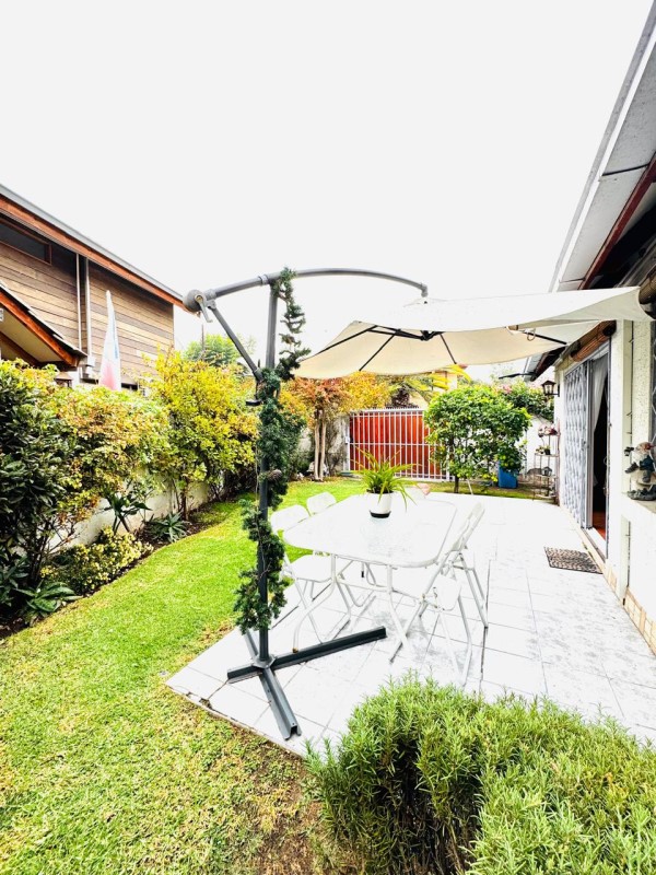 Imagen de Venta Casa en La Florida - PASAJE CERRO PENDIENTE CON SANTA FLORENCIA - 75 m² - 3D - 2B (Cod. 39962)