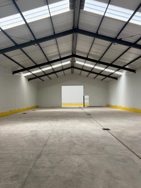 Imagen de Arriendo Bodega en Requínoa - GALPÓN 600 M2 REQUINOA - 600 m² - 1D - 2B (Cod. 40065)