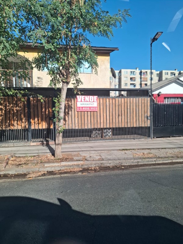Imagen de Venta Casa en La Cisterna - ENTRE PANAMERICANA Y AVENIDA OSSA - 150 m² - 4D - 2B (Cod. 7112)