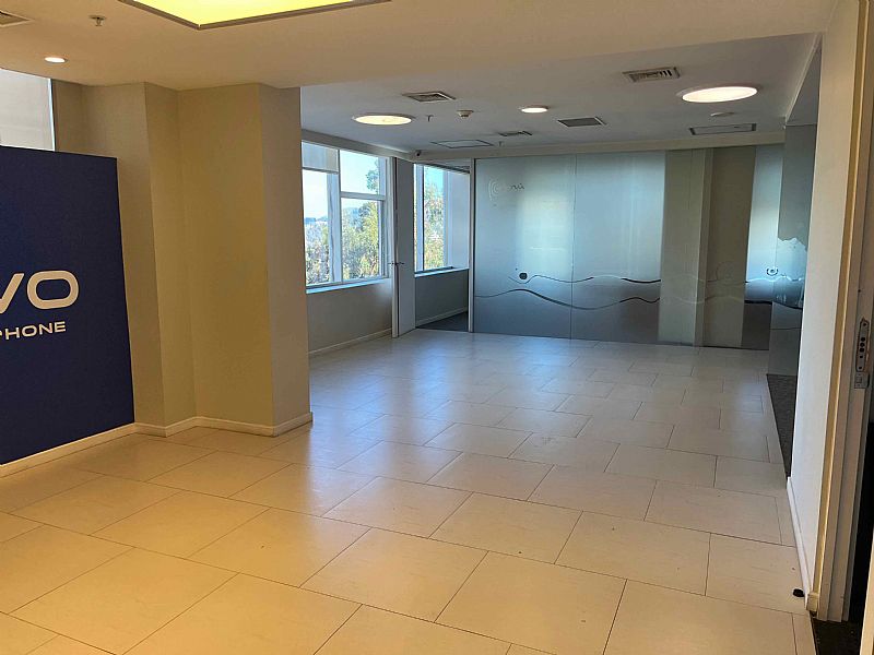 Imagen de Arriendo Oficina en Las Condes - OFICINA 276M2 - 276 m² - 7D - 4B (Cod. 7342)