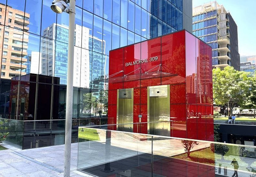 Imagen de Arriendo Oficina en Las Condes - METRO MANQUEHUE/APUMANQUE - 98 m² - 2D - 3B (Cod. 7876)