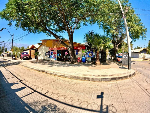 Imagen de Venta Casa en Ñuñoa - GRAN CASA CON LOCAL COMERCIAL 4 DORM. EN ÑUÑOA - 143 m² - 4D - 2B (Cod. 831)